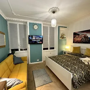 Aquarium Exclusive Loft - Private Parking Genoa